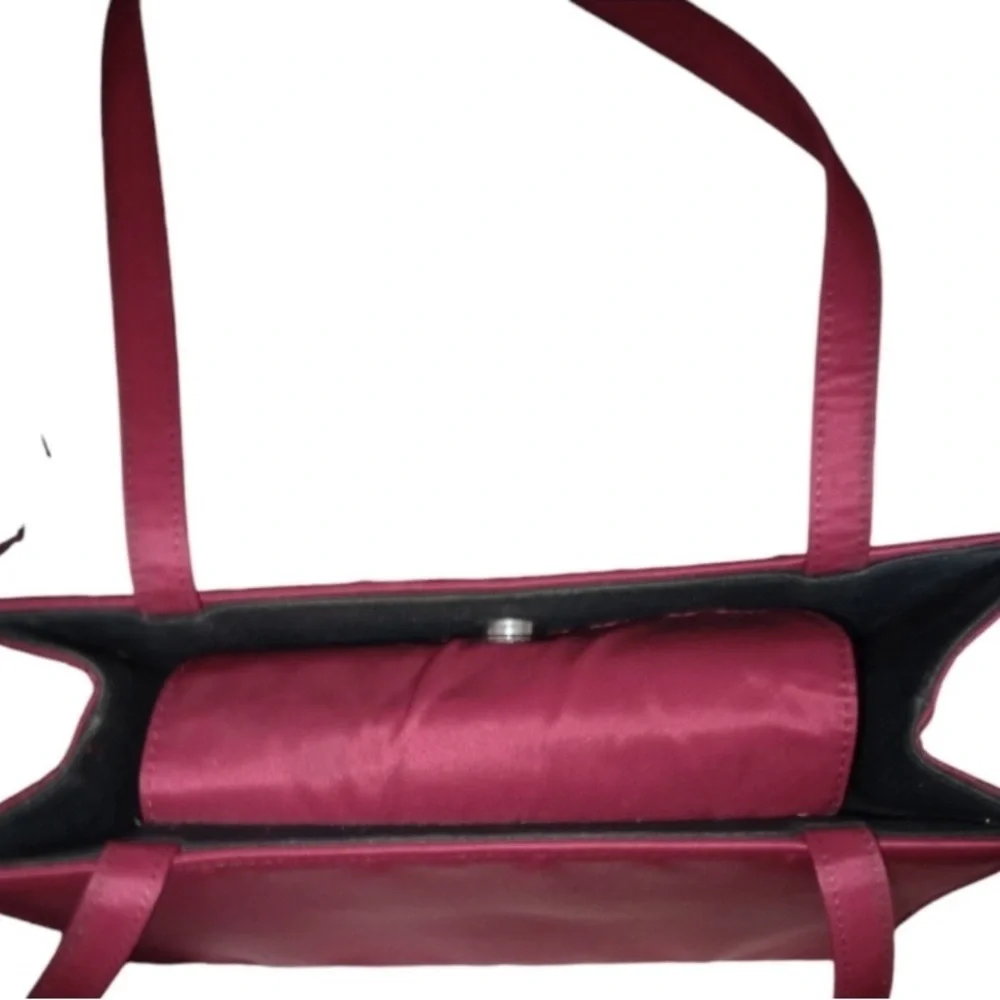 KATE SPADE Red Nylon Tote w/Branded Dust Bag, EUC